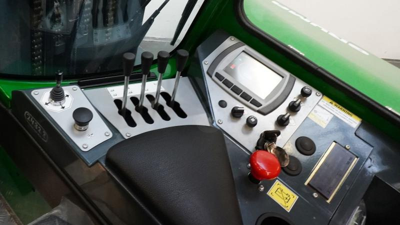 Combilift C5000XLE - Ричтрак с движение в 4 посоки: снимка 4 Combilift C5000XLE - Ричтрак с движение в 4 посоки: снимка 4