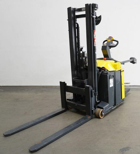 Combilift CS850 - Стакер: снимка 2 Combilift CS850 - Стакер: снимка 2