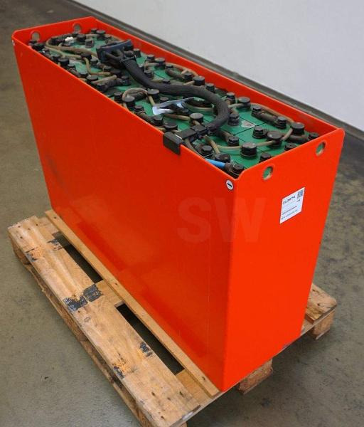 GRUMA 48 Volt 4 PzS 620 Ah - Акумулатор: снимка 2 GRUMA 48 Volt 4 PzS 620 Ah - Акумулатор: снимка 2