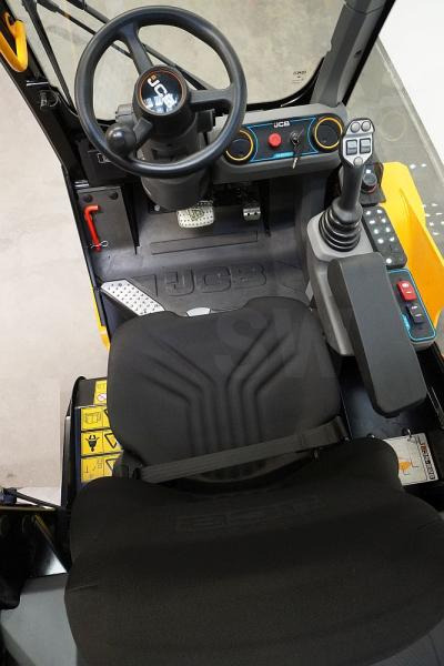 Jcb TLT35-22E - Телескопичен товарач: снимка 3 Jcb TLT35-22E - Телескопичен товарач: снимка 3