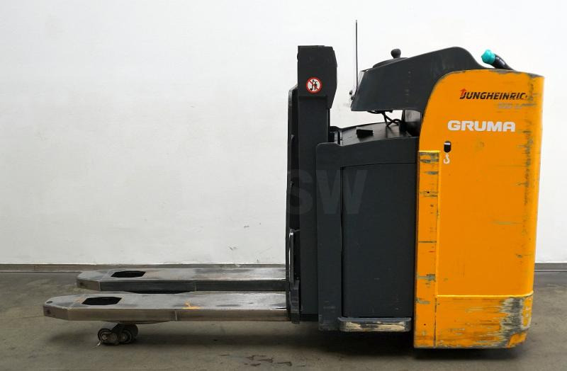 Jungheinrich ESD220 - Стакер: снимка 3 Jungheinrich ESD220 - Стакер: снимка 3