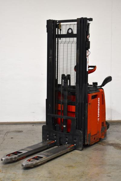 Linde D 14 AP 133 - Стакер: снимка 2 Linde D 14 AP 133 - Стакер: снимка 2