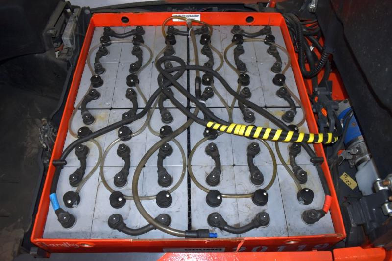Linde E 20 L EVO 386-02 - Електрокар: снимка 5 Linde E 20 L EVO 386-02 - Електрокар: снимка 5