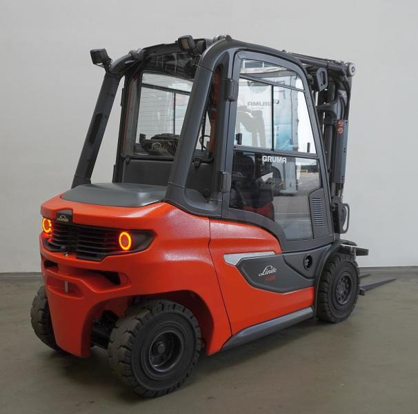 Linde H 25 D 1202 - Дизелов мотокар: снимка 2 Linde H 25 D 1202 - Дизелов мотокар: снимка 2