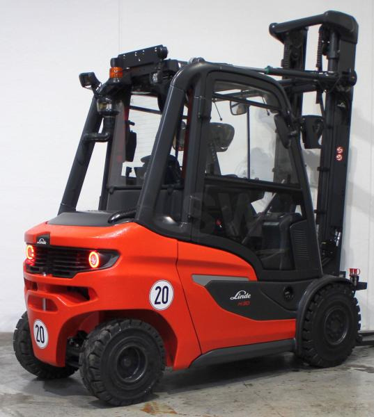 Linde H 30 D 1202 - Дизелов мотокар: снимка 2 Linde H 30 D 1202 - Дизелов мотокар: снимка 2
