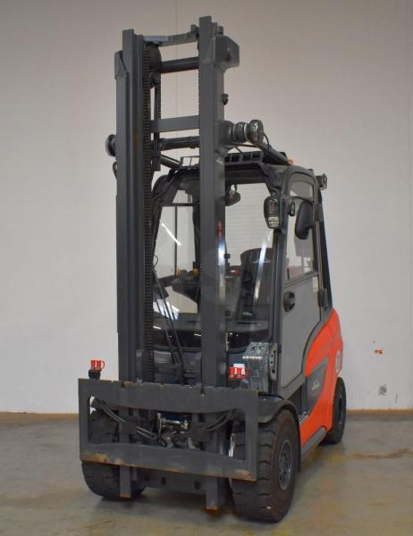 Linde H 30 T 1202-01 - Газокар: снимка 1 Linde H 30 T 1202-01 - Газокар: снимка 1