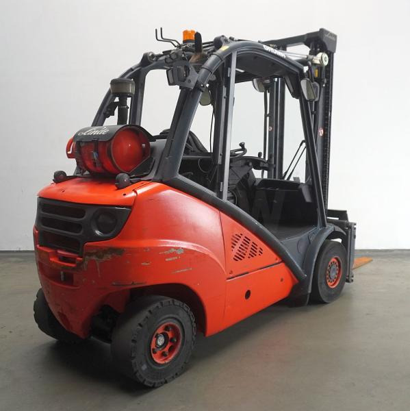 Linde H 35 T 393 - Газокар: снимка 2 Linde H 35 T 393 - Газокар: снимка 2