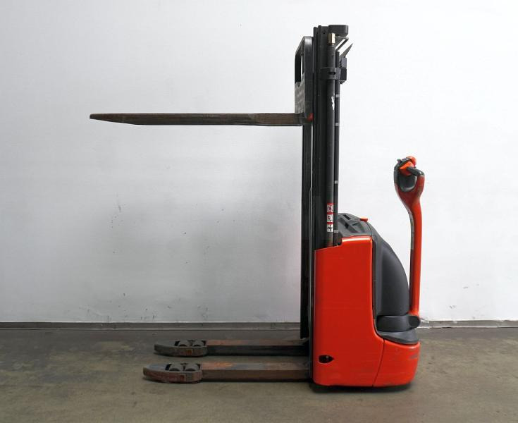 Linde L 12 1172 - Стакер: снимка 3 Linde L 12 1172 - Стакер: снимка 3