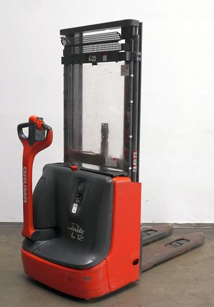 Linde L 12 1172 - Стакер: снимка 1 Linde L 12 1172 - Стакер: снимка 1