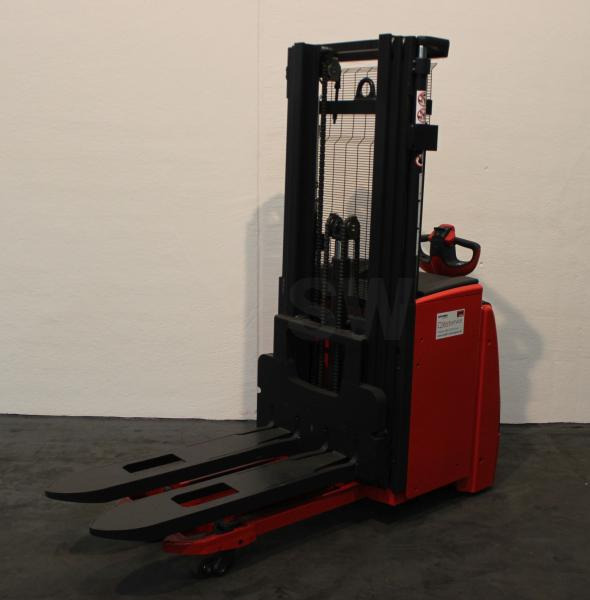 Linde L 20 i 1173 - Стакер: снимка 2 Linde L 20 i 1173 - Стакер: снимка 2