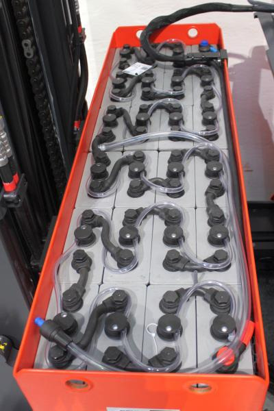 Linde R 20 1120-00 - Ричтрак: снимка 5 Linde R 20 1120-00 - Ричтрак: снимка 5