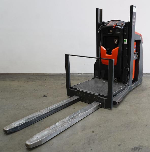 Linde V 10 5212 - Ордер пикър - комисионер: снимка 2 Linde V 10 5212 - Ордер пикър - комисионер: снимка 2