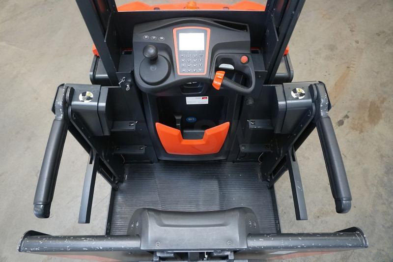 Linde V 10 5212 - Ордер пикър - комисионер: снимка 3 Linde V 10 5212 - Ордер пикър - комисионер: снимка 3