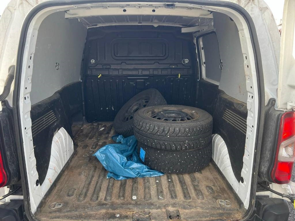Citroën Berlingo serie 9957 - Малък ван: снимка 5 Citroën Berlingo serie 9957 - Малък ван: снимка 5