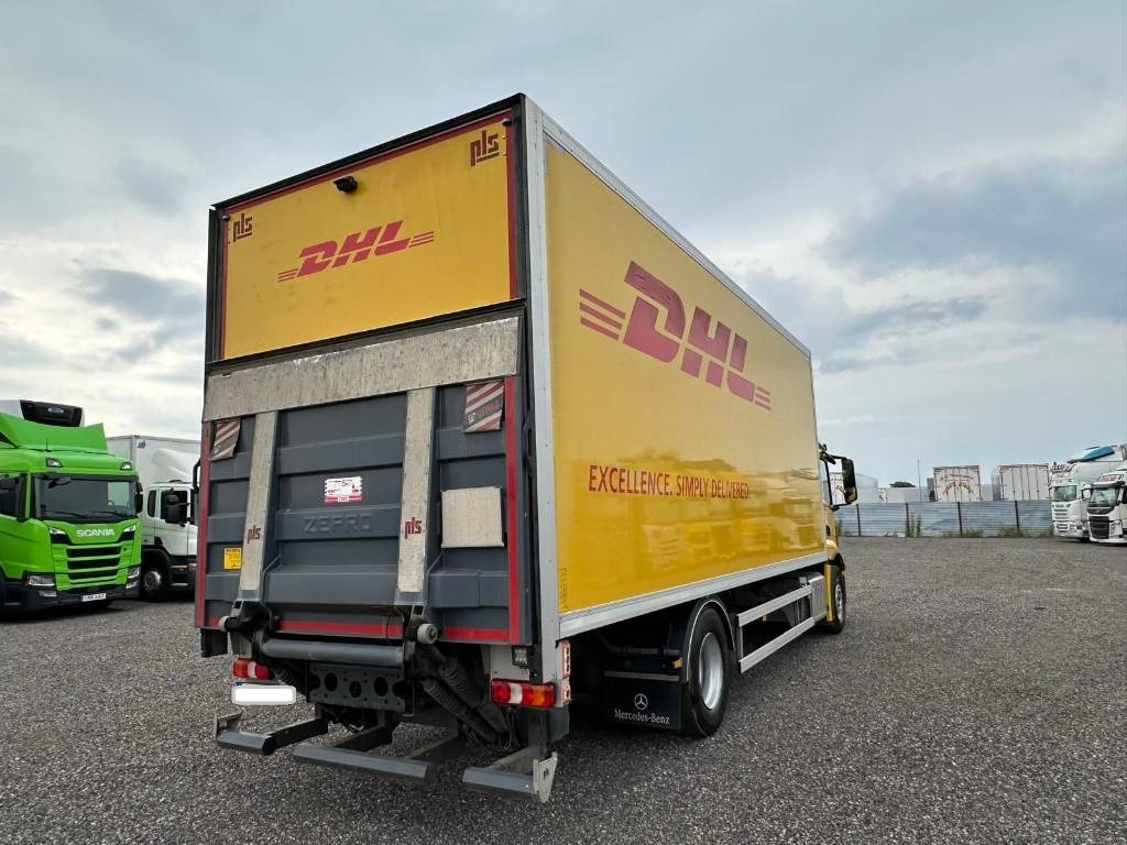 Mercedes-Benz Actros 1831 SERIE NR 2502 - Камион фургон: снимка 3 Mercedes-Benz Actros 1831 SERIE NR 2502 - Камион фургон: снимка 3