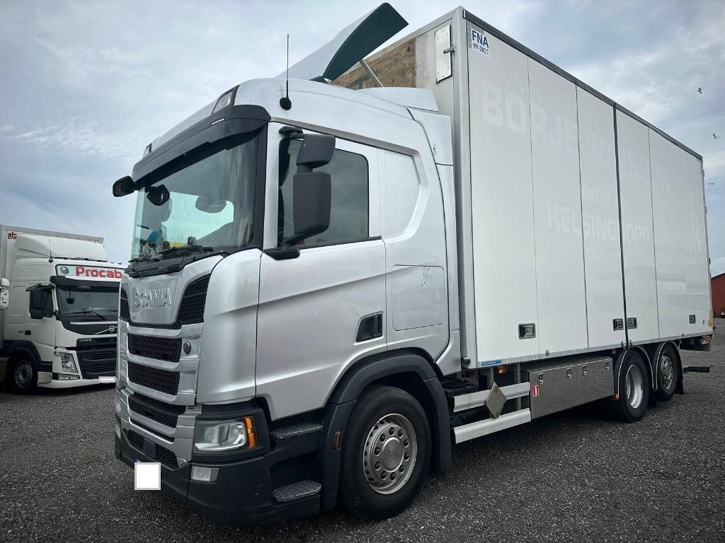 Scania R500B6X2*4NB Serie 0633 - Камион фургон: снимка 1 Scania R500B6X2*4NB Serie 0633 - Камион фургон: снимка 1