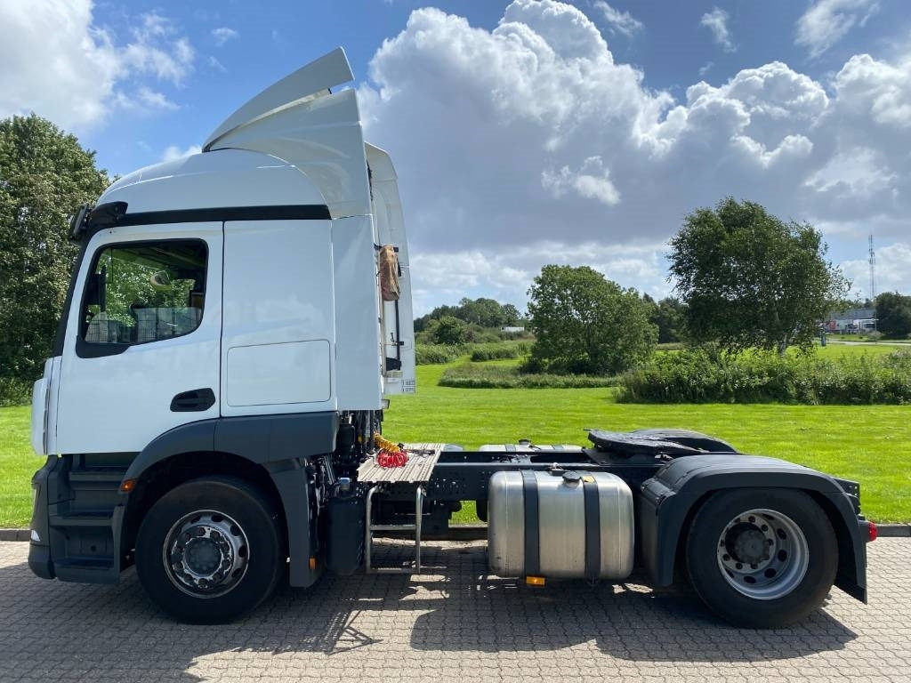 Mercedes-Benz Actros 1835 - Влекач: снимка 5 Mercedes-Benz Actros 1835 - Влекач: снимка 5