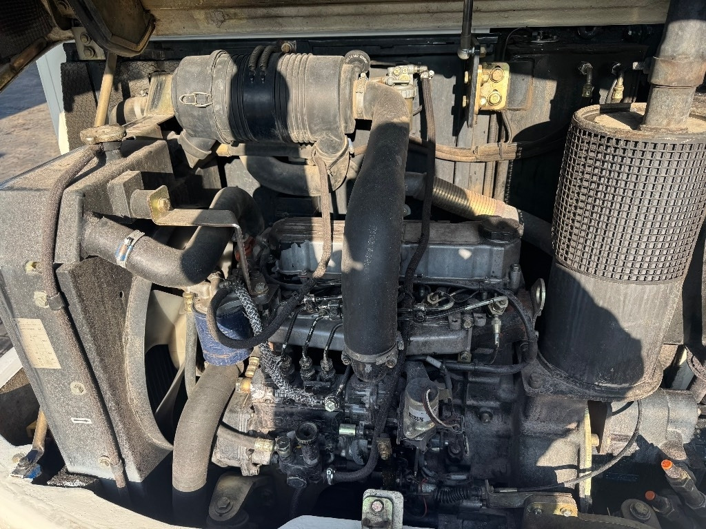 Terex HR 18 - Мини багер: снимка 4 Terex HR 18 - Мини багер: снимка 4