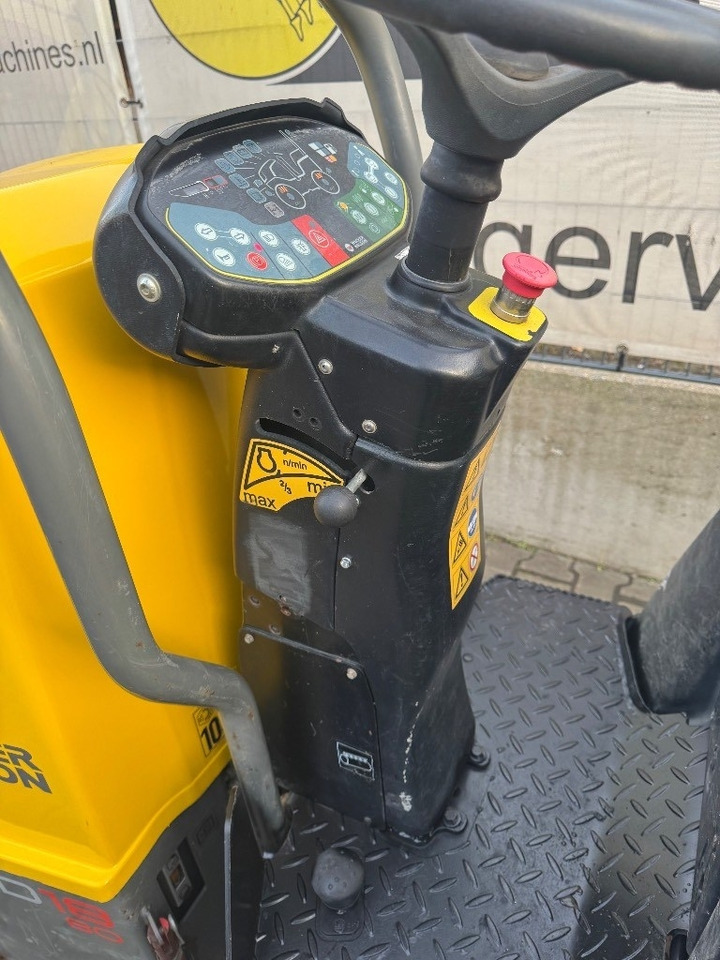 Wacker Neuson RD 18-80 - Пътен валяк: снимка 4 Wacker Neuson RD 18-80 - Пътен валяк: снимка 4