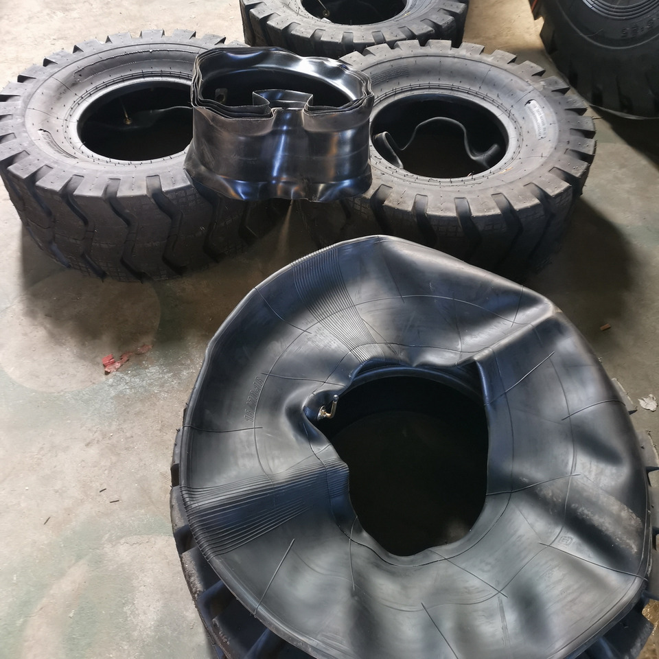 Qingdao Promising 20.5/70-16 Pneumatic Tyre Assembly for China Loader - Гума за Колесен товарач: снимка 4 Qingdao Promising 20.5/70-16 Pneumatic Tyre Assembly for China Loader - Гума за Колесен товарач: снимка 4