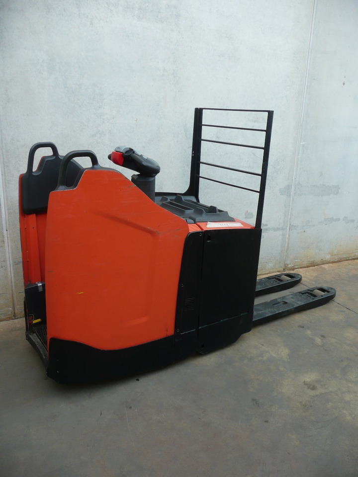 BT LPE 220 - Палетна количка: снимка 3 BT LPE 220 - Палетна количка: снимка 3