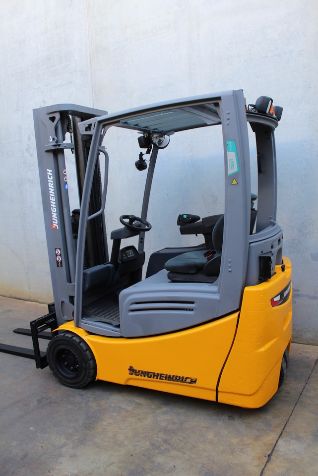 Jungheinrich EFG 218k 480 DZ LI-ION - Електрокар: снимка 4 Jungheinrich EFG 218k 480 DZ LI-ION - Електрокар: снимка 4