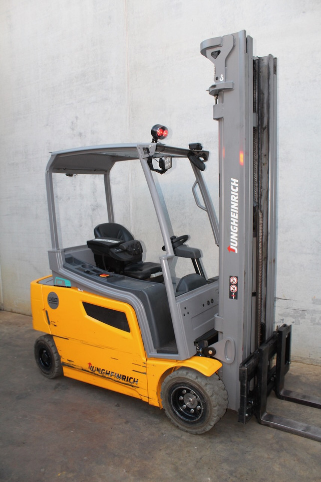 Jungheinrich EFG 318 600 DZ LI-ION - Електрокар: снимка 1 Jungheinrich EFG 318 600 DZ LI-ION - Електрокар: снимка 1