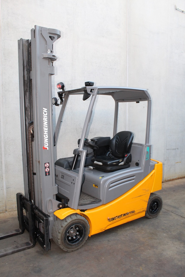 Jungheinrich EFG 318 600 DZ LI-ION - Електрокар: снимка 3 Jungheinrich EFG 318 600 DZ LI-ION - Електрокар: снимка 3