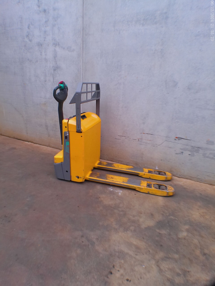 Jungheinrich EJE 116 LI-ION - Палетна количка: снимка 4 Jungheinrich EJE 116 LI-ION - Палетна количка: снимка 4