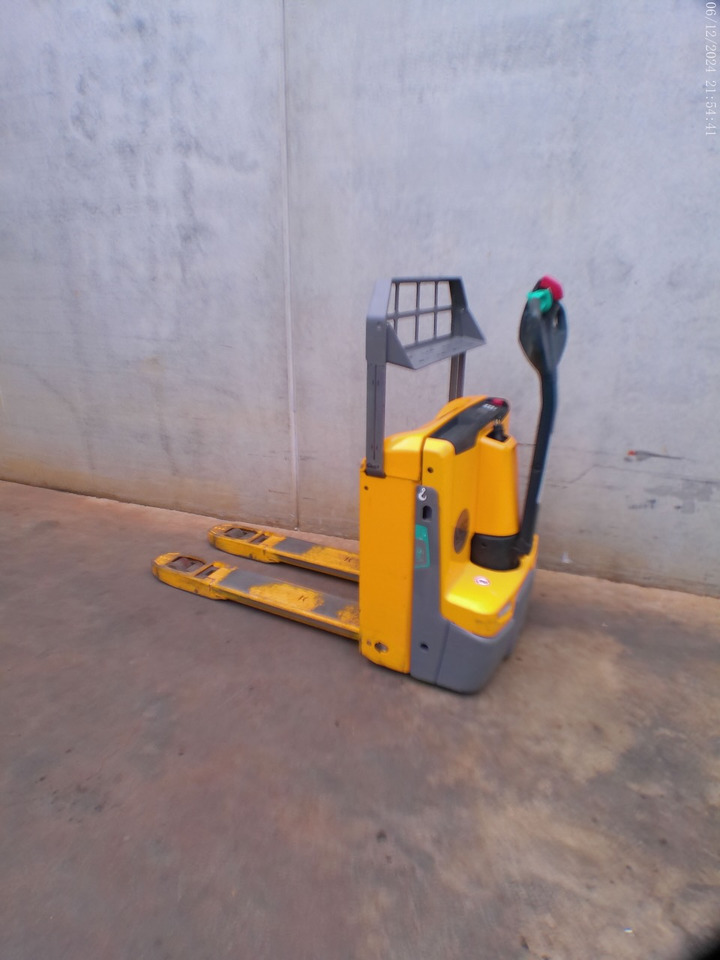 Jungheinrich EJE 116 LI-ION - Палетна количка: снимка 1 Jungheinrich EJE 116 LI-ION - Палетна количка: снимка 1