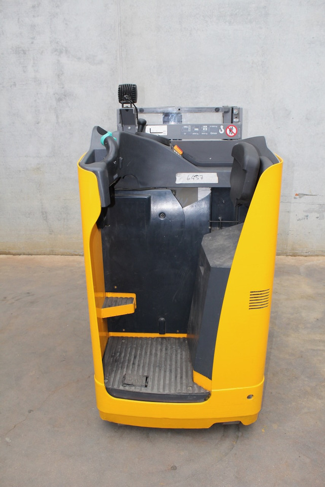 Jungheinrich ESD 120 201 ZT - Стакер: снимка 5 Jungheinrich ESD 120 201 ZT - Стакер: снимка 5