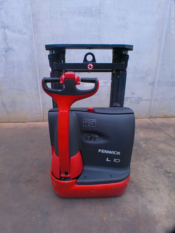 Linde L 10 - Стакер: снимка 5 Linde L 10 - Стакер: снимка 5