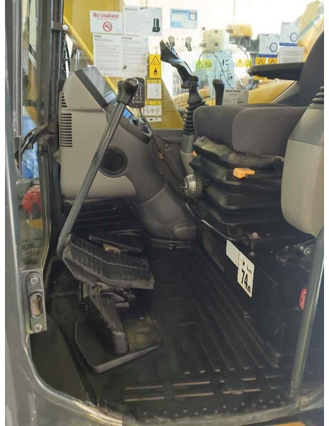 Komatsu PC78US-10 - Мини багер: снимка 5 Komatsu PC78US-10 - Мини багер: снимка 5