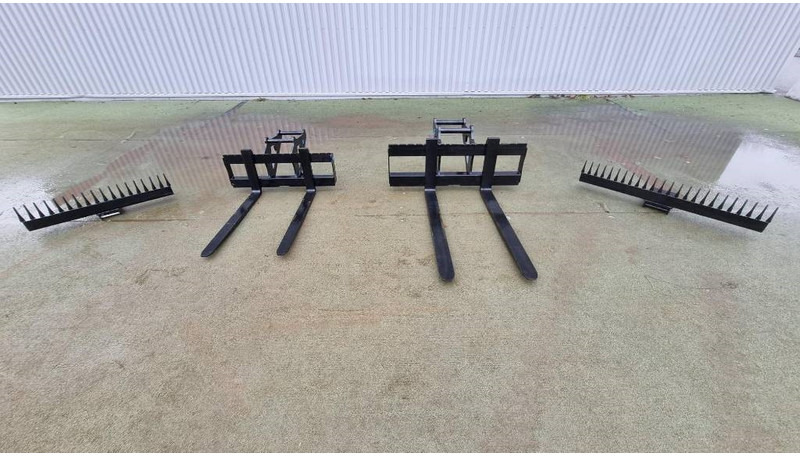 SE Equipment Gaffelställ, Kratta, S30, S40, S45, S60 - Прикачен инвентар за Строителна техника: снимка 1 SE Equipment Gaffelställ, Kratta, S30, S40, S45, S60 - Прикачен инвентар за Строителна техника: снимка 1