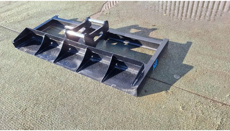 SE Equipment / Planeringsbalk / Avjämningsbalk / A - Прикачен инвентар за Строителна техника: снимка 2 SE Equipment / Planeringsbalk / Avjämningsbalk / A - Прикачен инвентар за Строителна техника: снимка 2