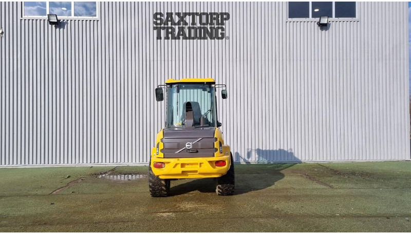 Volvo L30 G, Hullastare - Колесен товарач: снимка 4 Volvo L30 G, Hullastare - Колесен товарач: снимка 4