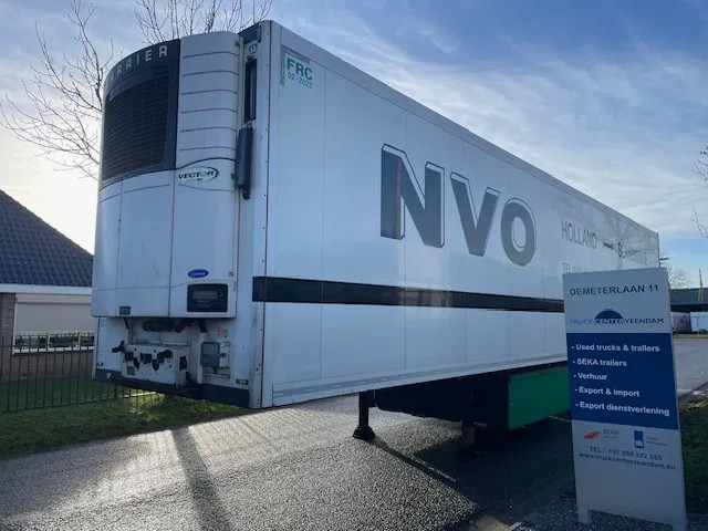 Krone Frigo Double stock carrier vector dubbele verdamper H=270 W=250 cm - Изотермичен полуремарке: снимка 1 Krone Frigo Double stock carrier vector dubbele verdamper H=270 W=250 cm - Изотермичен полуремарке: снимка 1