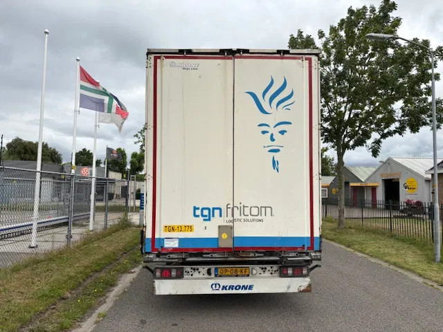 Krone Mega Liner Volume 3 axle curtainslider lift roof disk brakes 5 units available - Затворена каросерия полуремарке: снимка 5 Krone Mega Liner Volume 3 axle curtainslider lift roof disk brakes 5 units available - Затворена каросерия полуремарке: снимка 5