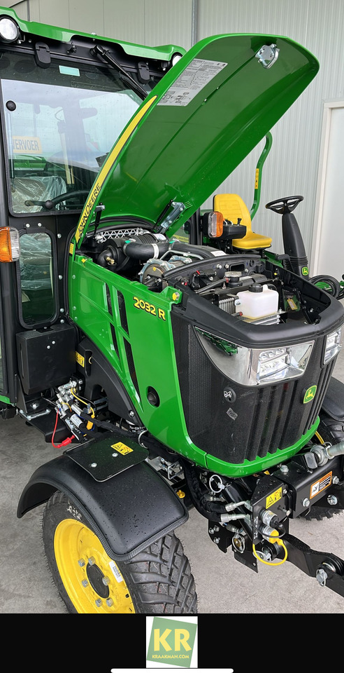 2032R John Deere - Малък трактор: снимка 3 2032R John Deere - Малък трактор: снимка 3