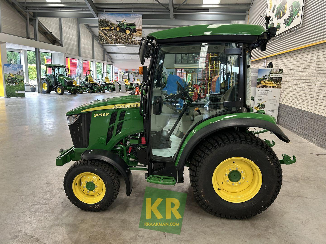 3046R John Deere - Малък трактор: снимка 4 3046R John Deere - Малък трактор: снимка 4