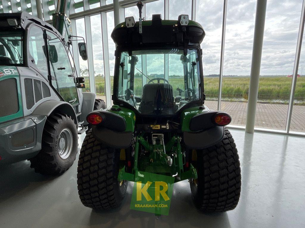 4066R John Deere - Малък трактор: снимка 4 4066R John Deere - Малък трактор: снимка 4