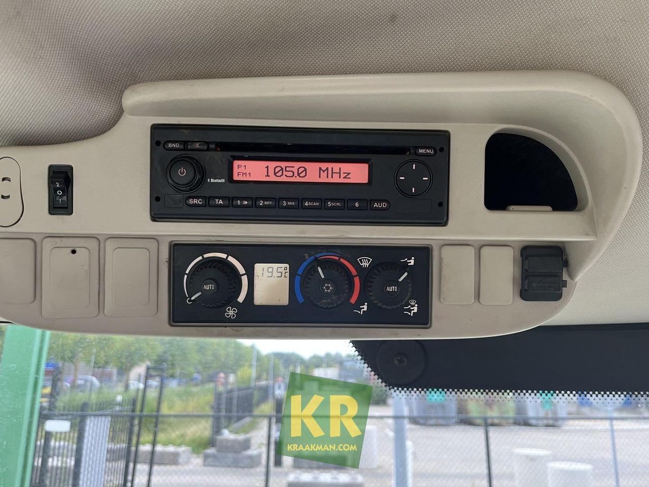 6115R John Deere - Трактор: снимка 3 6115R John Deere - Трактор: снимка 3