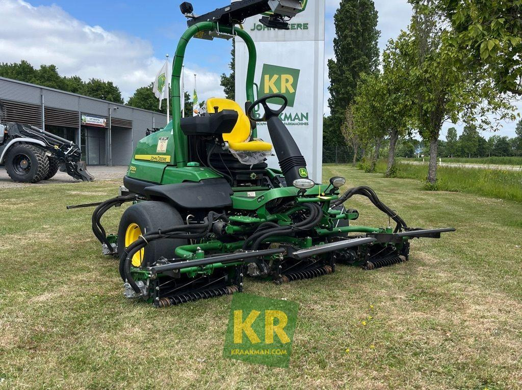 6700A John Deere - Косачка за трева: снимка 2 6700A John Deere - Косачка за трева: снимка 2
