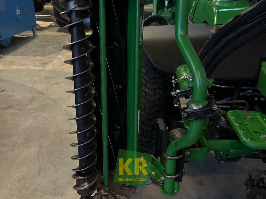 7500A Fairway Maaier John Deere - Косачка за трева: снимка 3 7500A Fairway Maaier John Deere - Косачка за трева: снимка 3