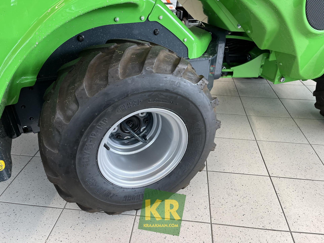 Avant 755 TDL - Компактен товарач: снимка 5 Avant 755 TDL - Компактен товарач: снимка 5
