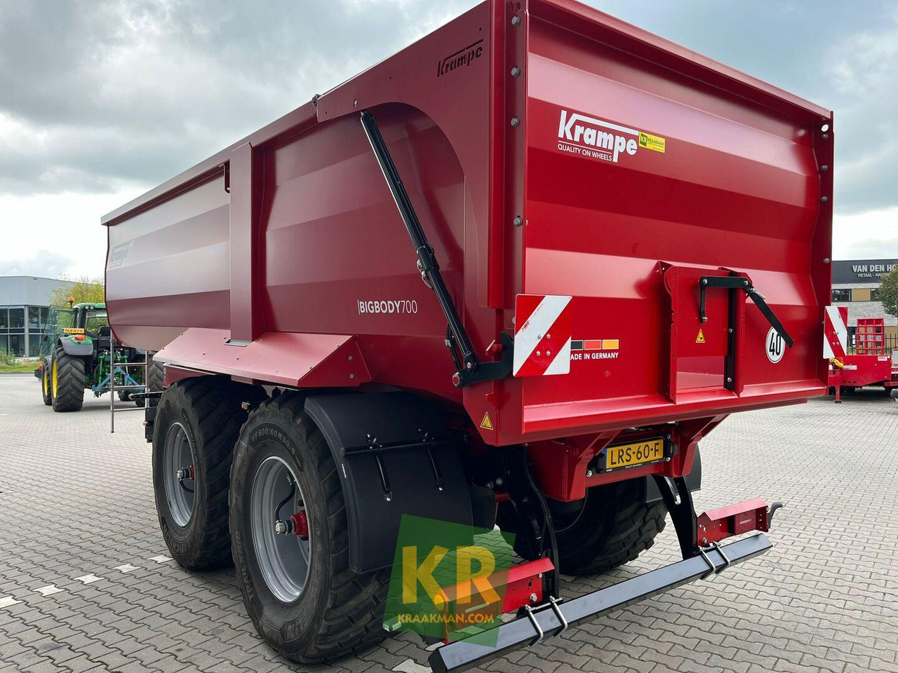 BIG BODY 700 Krampe - Селскостопанско ремарке самосвал: снимка 4 BIG BODY 700 Krampe - Селскостопанско ремарке самосвал: снимка 4