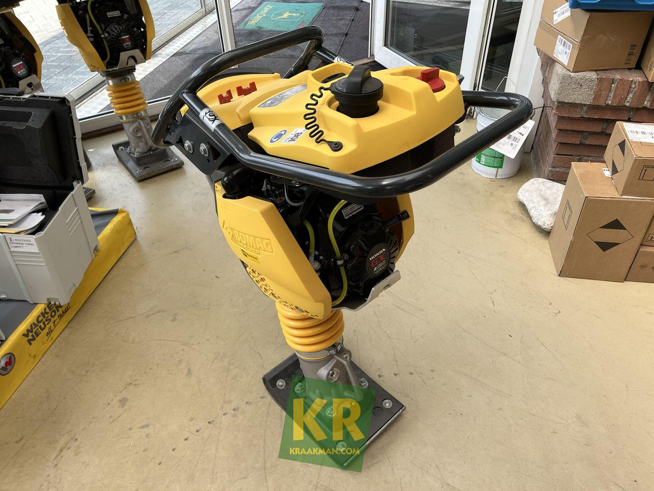 Bomag BT60 - Трамбовка: снимка 3 Bomag BT60 - Трамбовка: снимка 3