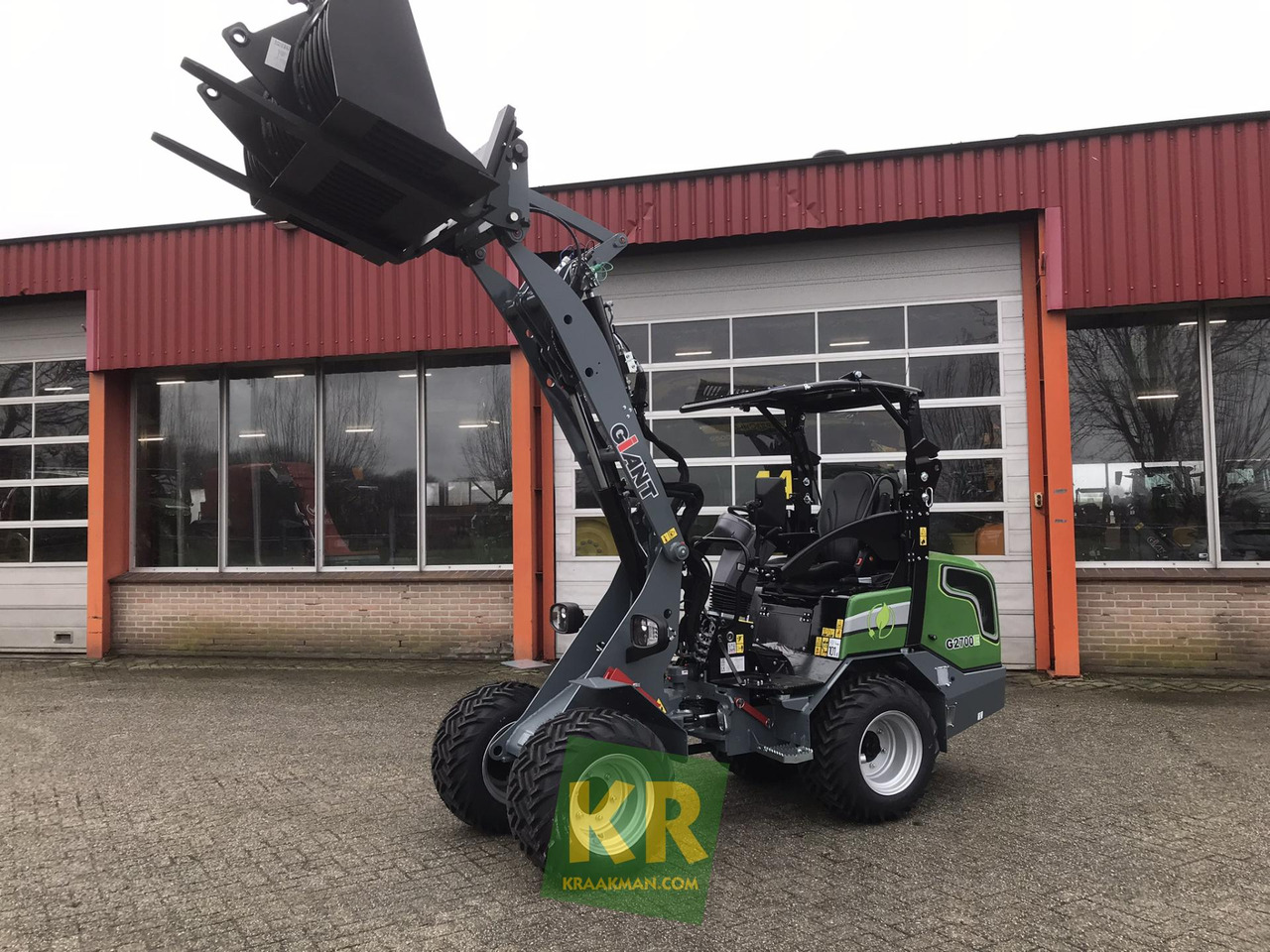 G2700E Giant - Компактен товарач: снимка 2 G2700E Giant - Компактен товарач: снимка 2