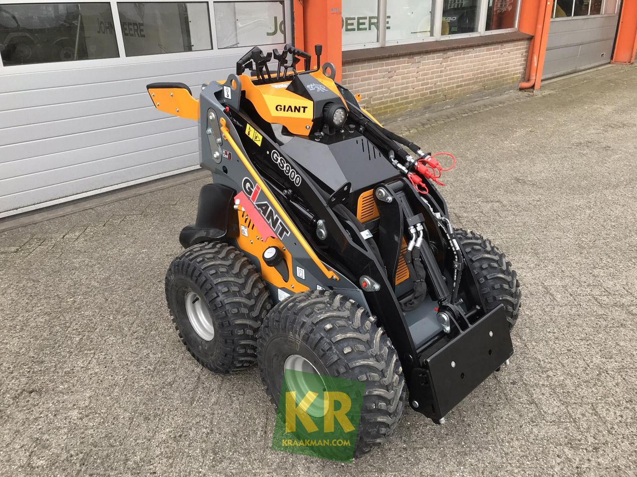 Giant GS900 - Мини челен товарач: снимка 2 Giant GS900 - Мини челен товарач: снимка 2