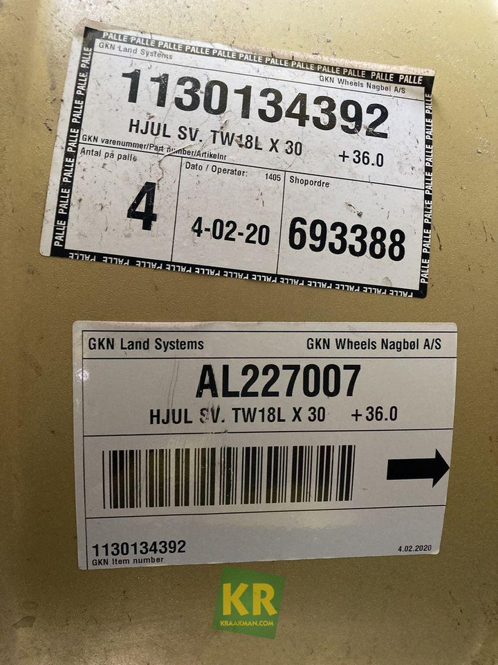 John Deere 18 X 30 velg - Комплект колела за Селскостопанска техника: снимка 2 John Deere 18 X 30 velg - Комплект колела за Селскостопанска техника: снимка 2